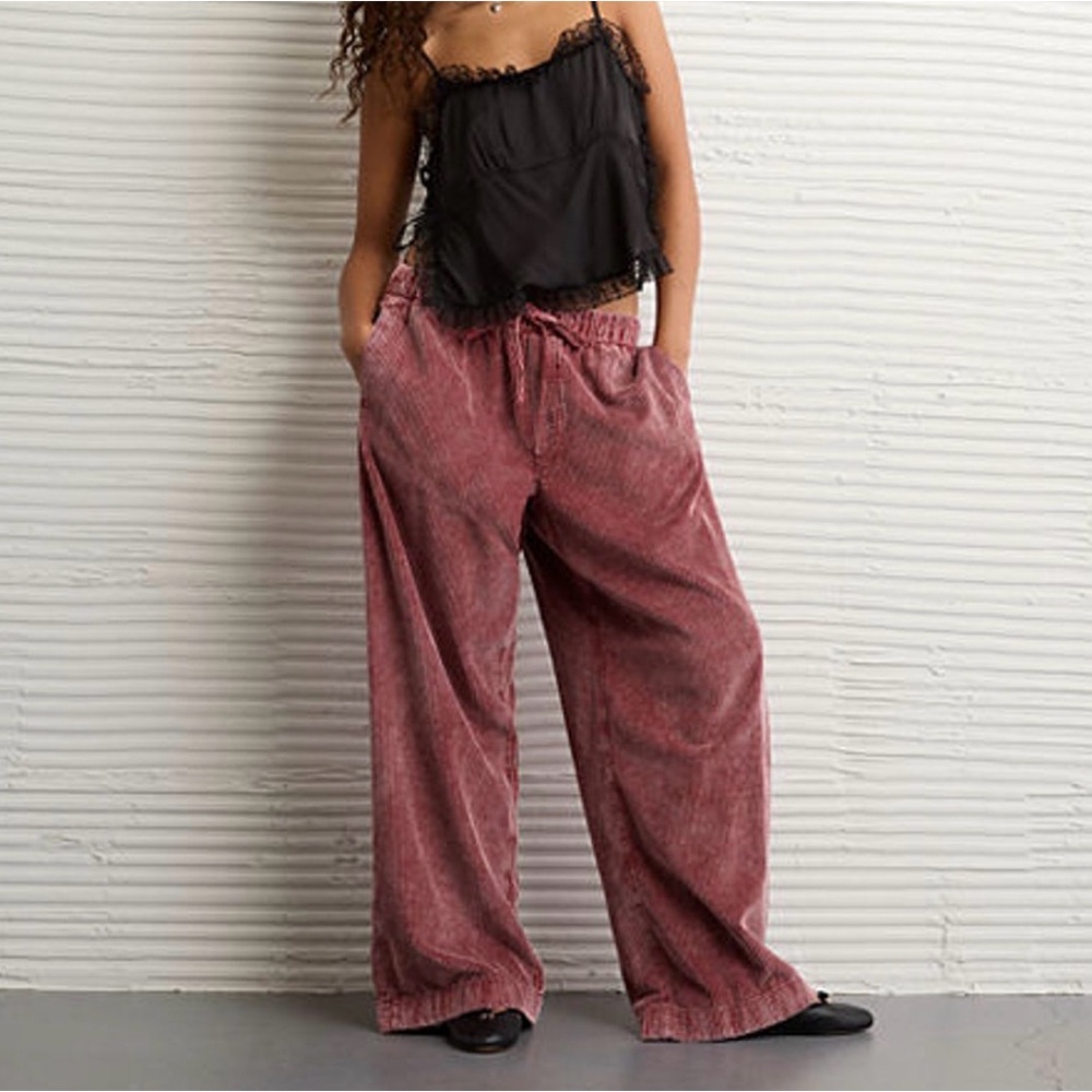 American Eagle Outfitters Wide Leg Pants in Dusty Rose